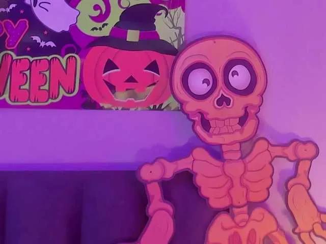 Offline KendraChavezz1 on BongaCams