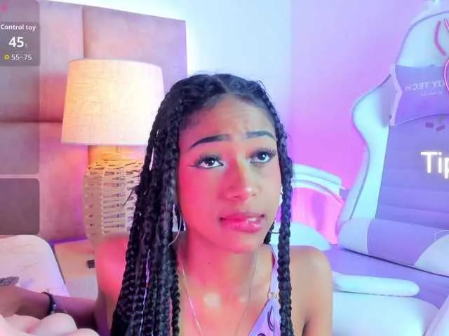 Offline KhateMiller on BongaCams