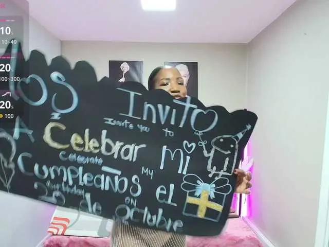 Offline Kimmturner on BongaCams