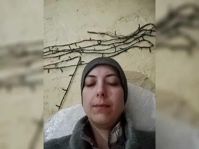 Kira700 on BongaCams