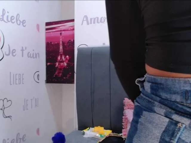 Freechat KittyBrooke on BongaCams