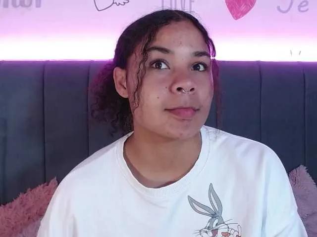 Freechat KittyBrooke on BongaCams