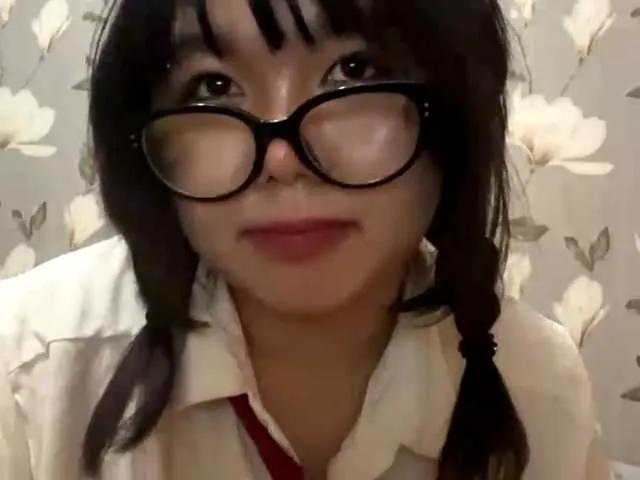 Freechat KizzyRookard on BongaCams