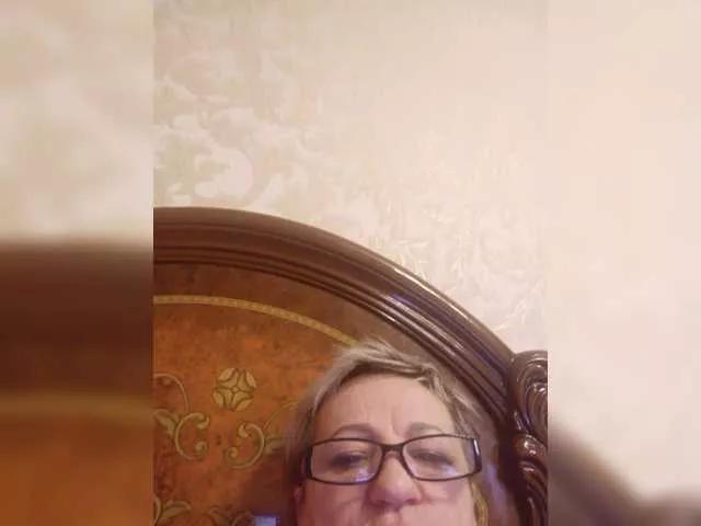 Offline lara45 on BongaCams