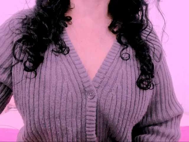 Offline latinvalery on BongaCams