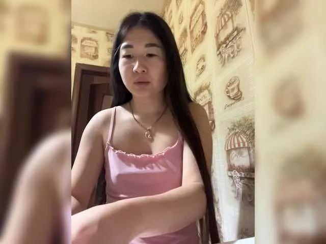 Lili-asian on BongaCams 