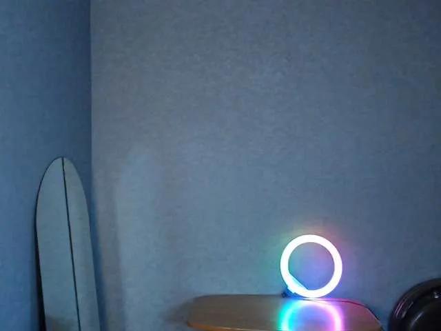 Freechat LindaElosiMilf on BongaCams