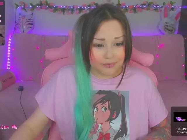 LittleKitsune on BongaCams 