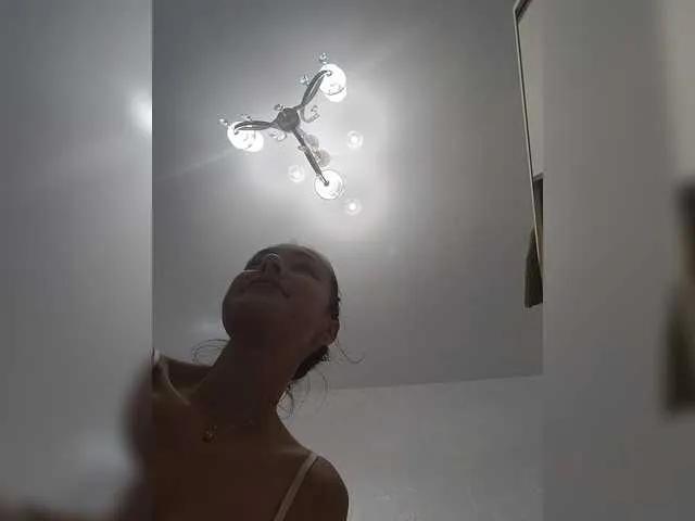 Lola3000