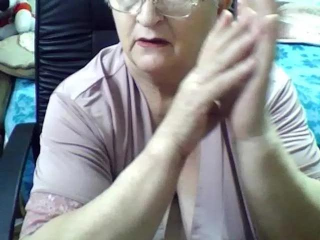 LolkaAlyss on BongaCams 