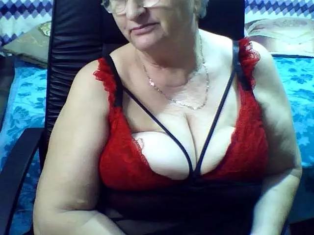 LolkaAlyss on BongaCams 