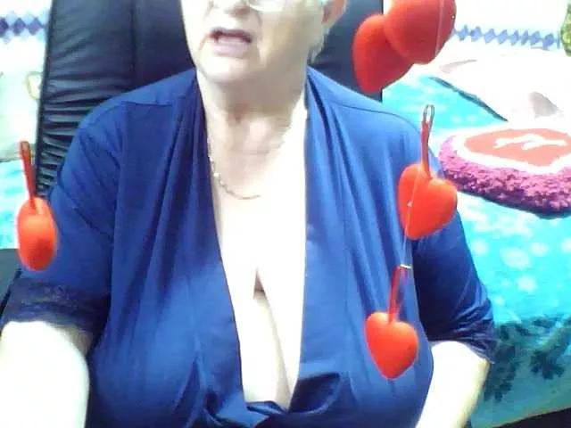 LolkaAlyss on BongaCams 