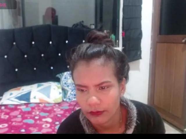 Freechat maidy-19 on BongaCams