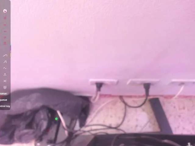 Freechat maidy-19 on BongaCams