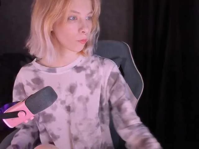 Offline Marrmariss on BongaCams