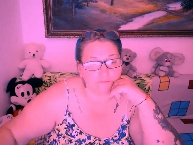 Marryaxx on BongaCams 