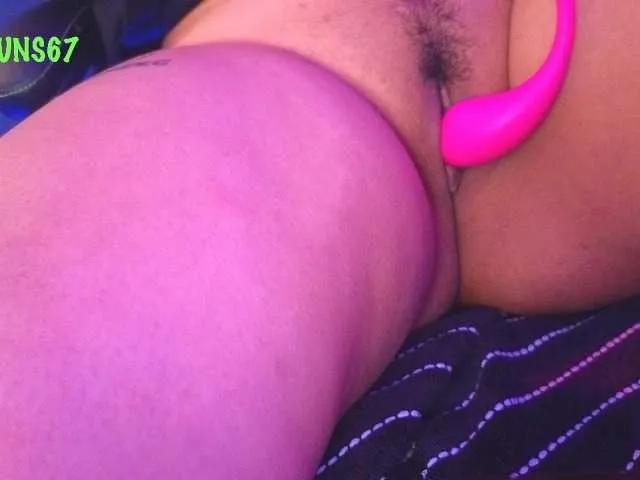 Offline Miacanelaxo on BongaCams