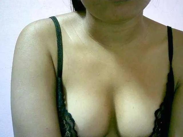 Freechat Minou20 on BongaCams