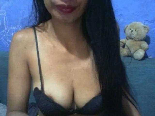 Freechat Minou20 on BongaCams