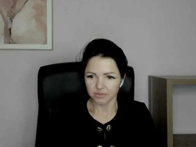 Offline Mollybrunett on BongaCams