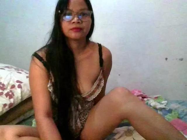 Offline MyLadyBoss on BongaCams