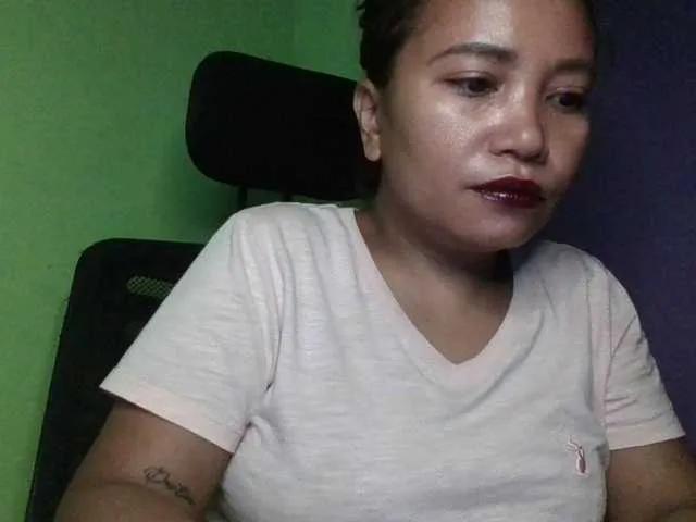 Offline myoneandonly on BongaCams