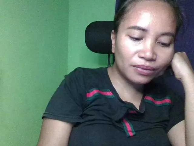 Offline myoneandonly on BongaCams