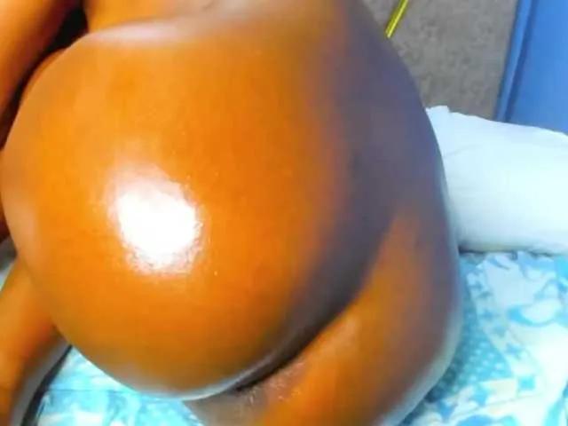Nancy00 on BongaCams