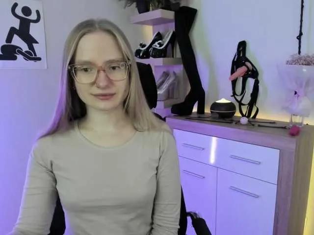 Offline NancyErotic on BongaCams