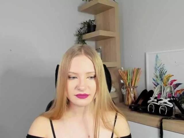 Offline NancyErotic on BongaCams