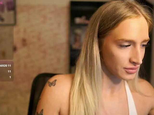 Freechat NicoletteShea01 on BongaCams