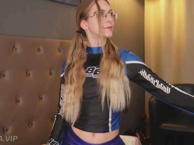 Freechat Nikki-Gia on BongaCams