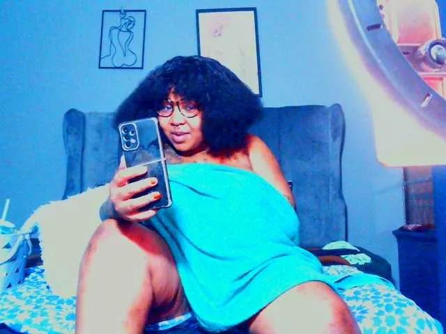 Offline PearBlu38 on BongaCams