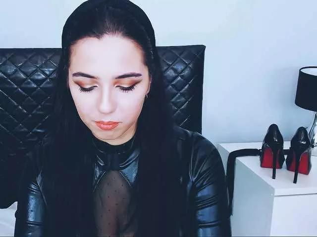 Offline PollyBeauty on BongaCams