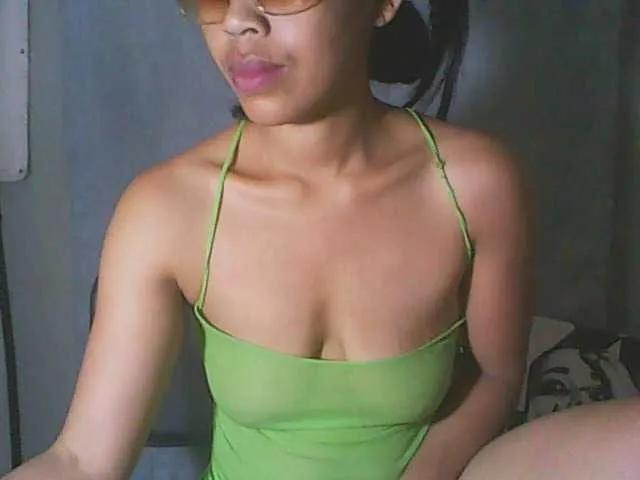 Freechat RitaHalle on BongaCams