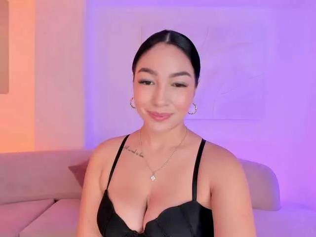 Offline RossieRhoades on BongaCams