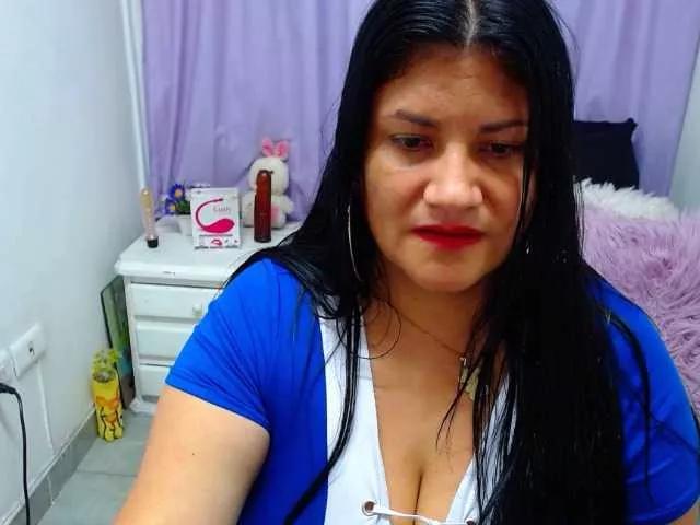 Offline salomex on BongaCams