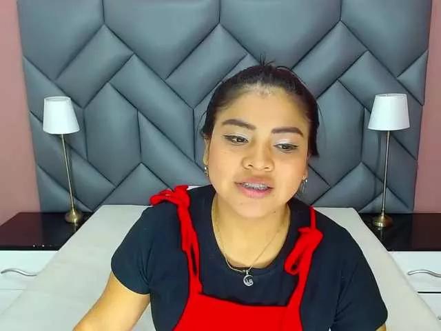 Offline SammyRose on BongaCams