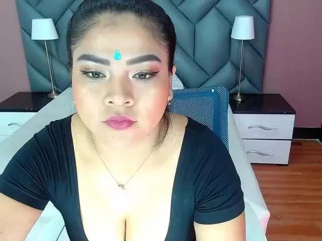 Offline SammyRose on BongaCams