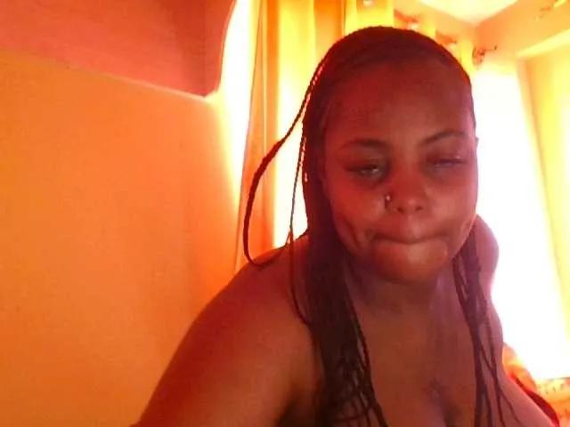 Offline sauccyspoilage on BongaCams