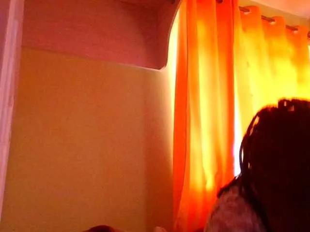 Offline sauccyspoilage on BongaCams