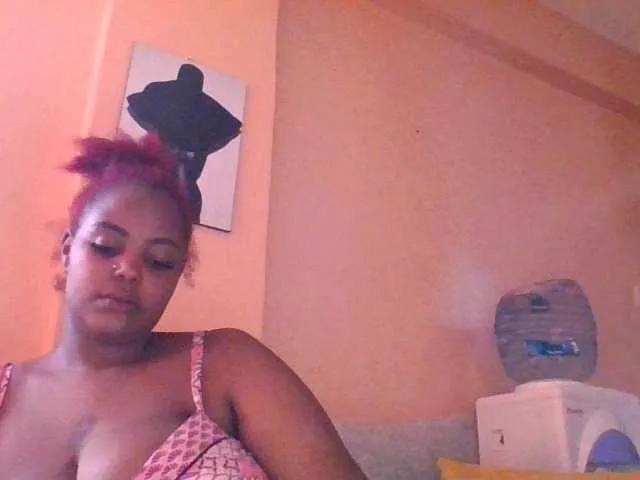 Offline sauccyspoilage on BongaCams