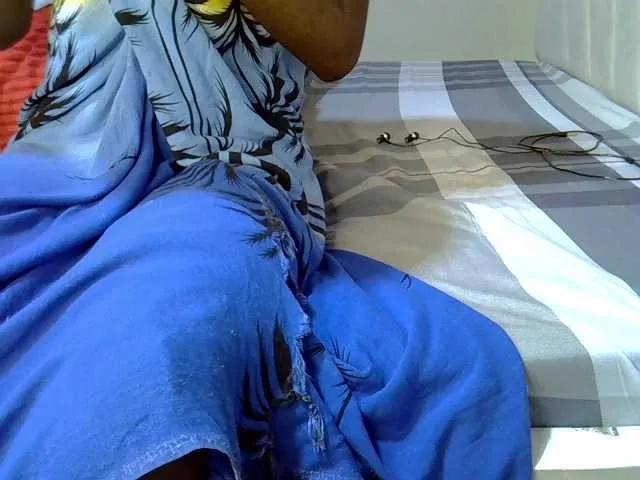 Offline Sexyroses on BongaCams