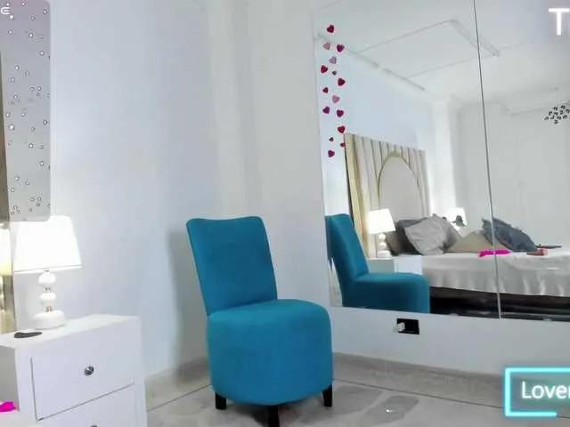 Offline ShainaBonne on BongaCams