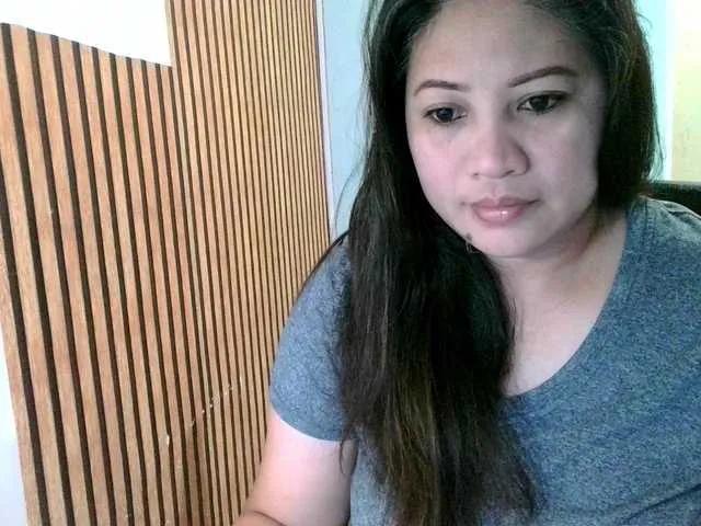 Offline soffia-mae on BongaCams