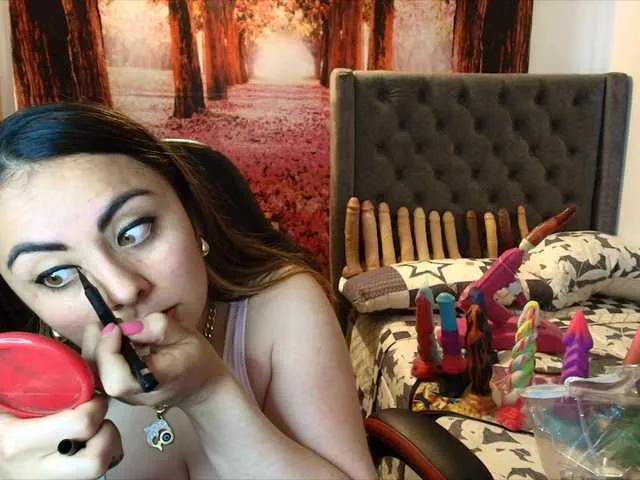 Offline sofia23dirty on BongaCams