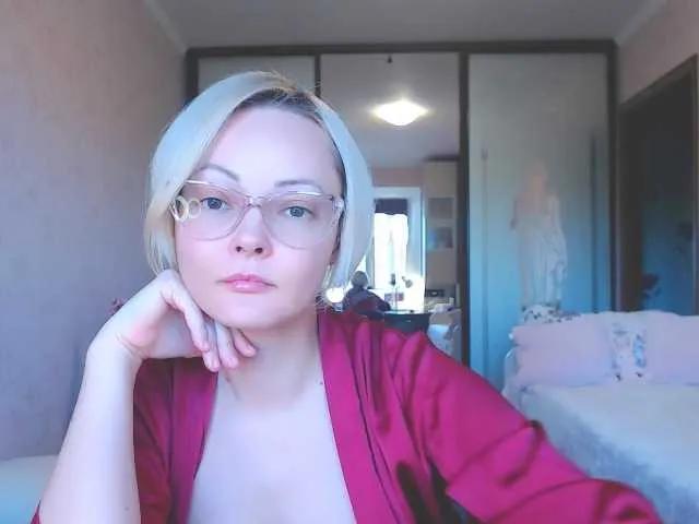 SophieCrush on BongaCams
