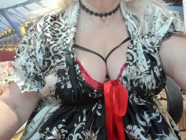 Offline StarMarmelada on BongaCams