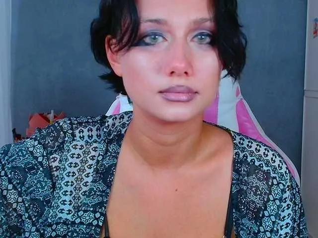 stawbarynut on BongaCams