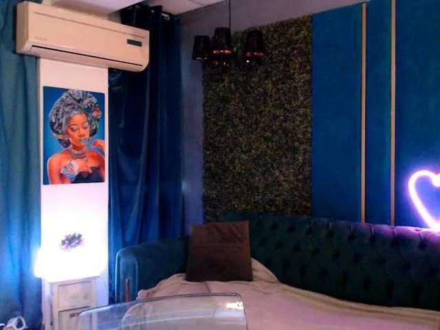 Offline SuzanStacks on BongaCams